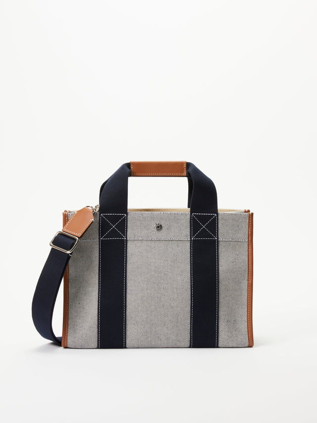Traveller M - Oxford Navy - Image 1