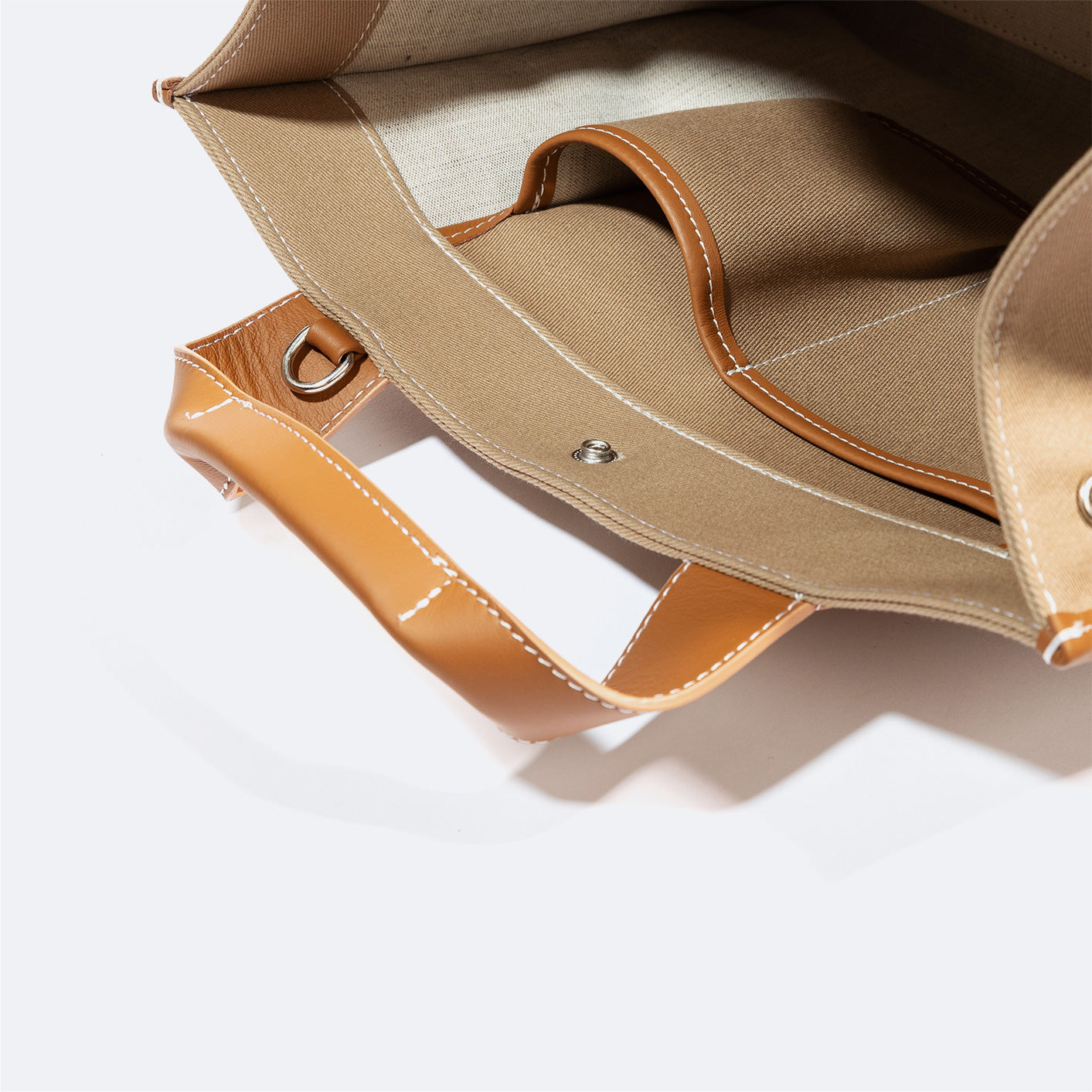 Reporter M - Beige Gabardine