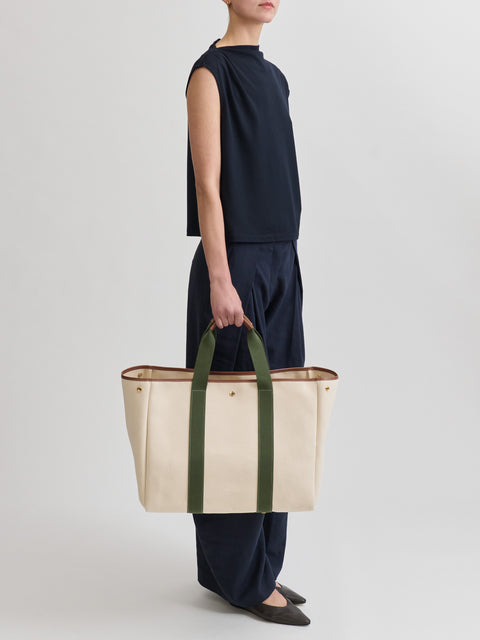 Traversée L - Essentials Military Green - Image 2