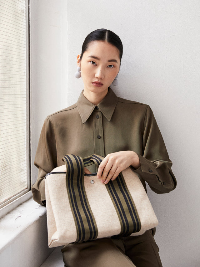 Traversée M - Linen Cream Equestrian Kaki - Image 1