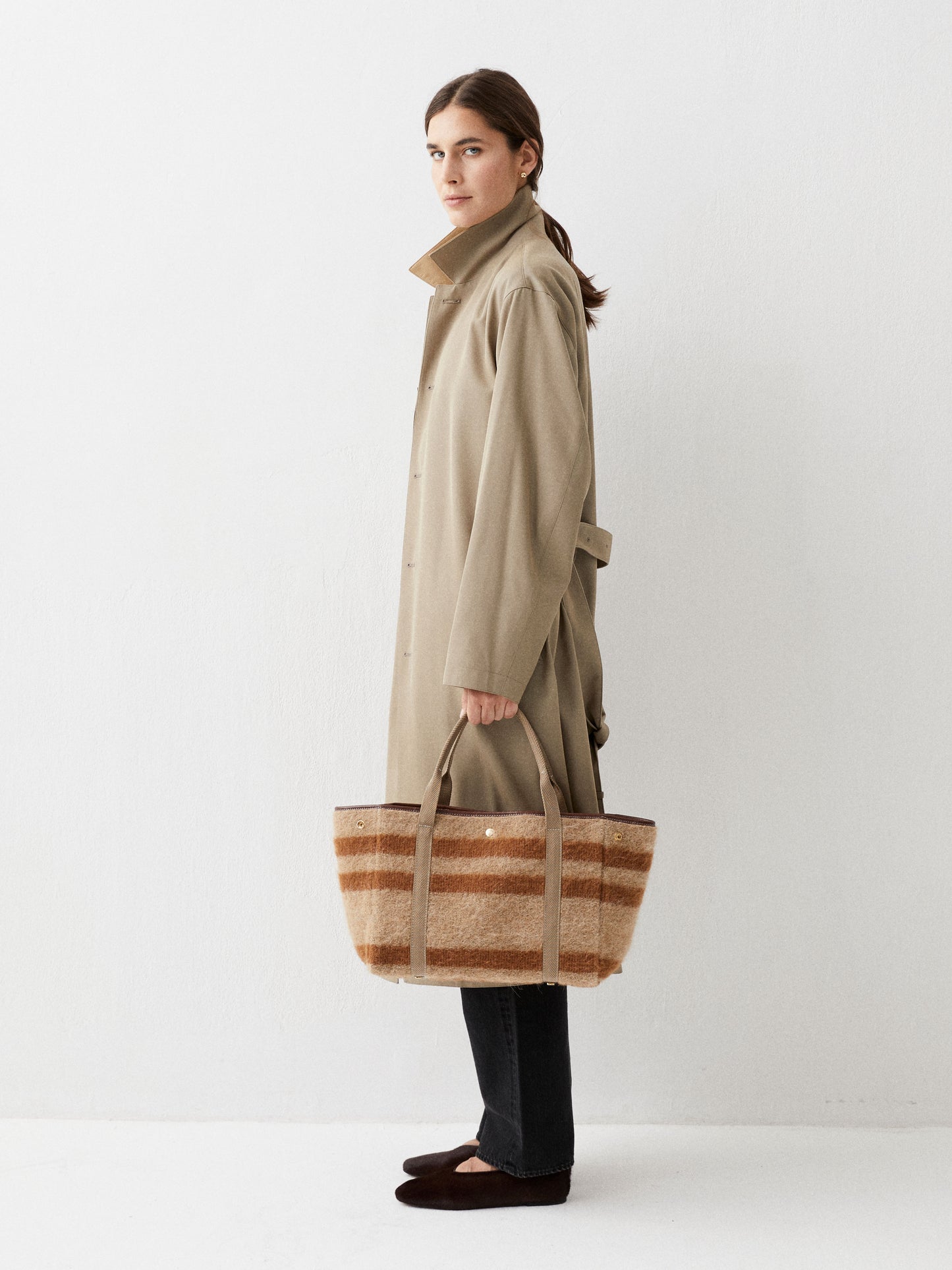 Traversée M - Mongolian Blanket Camel