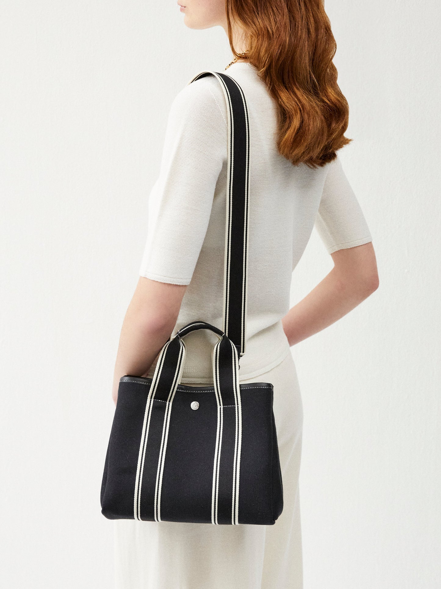 Traversée S - Cruise Line Black