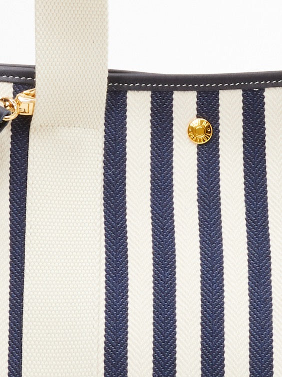 Traversée S - Palais Royal Navy