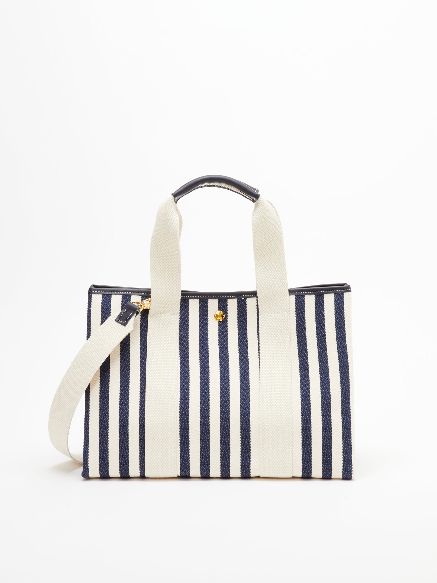 Traversée M - Palais Royal Navy