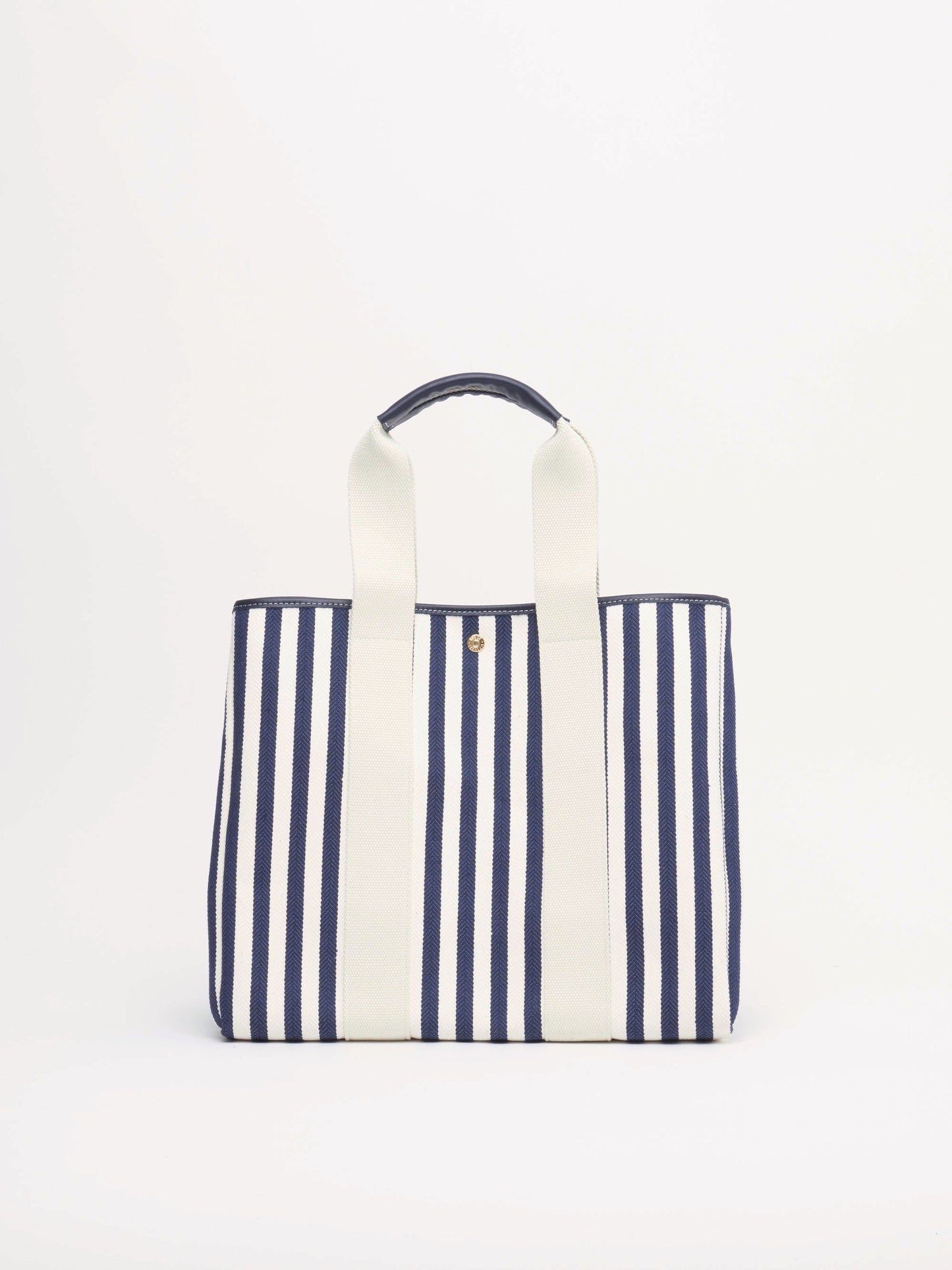 Traversée L - Palais Royal Navy