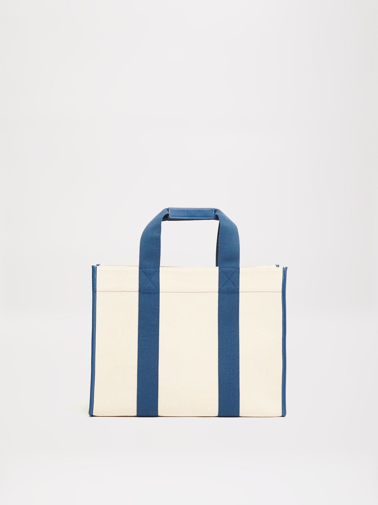 Eden Roc - Traveller L - Image 4