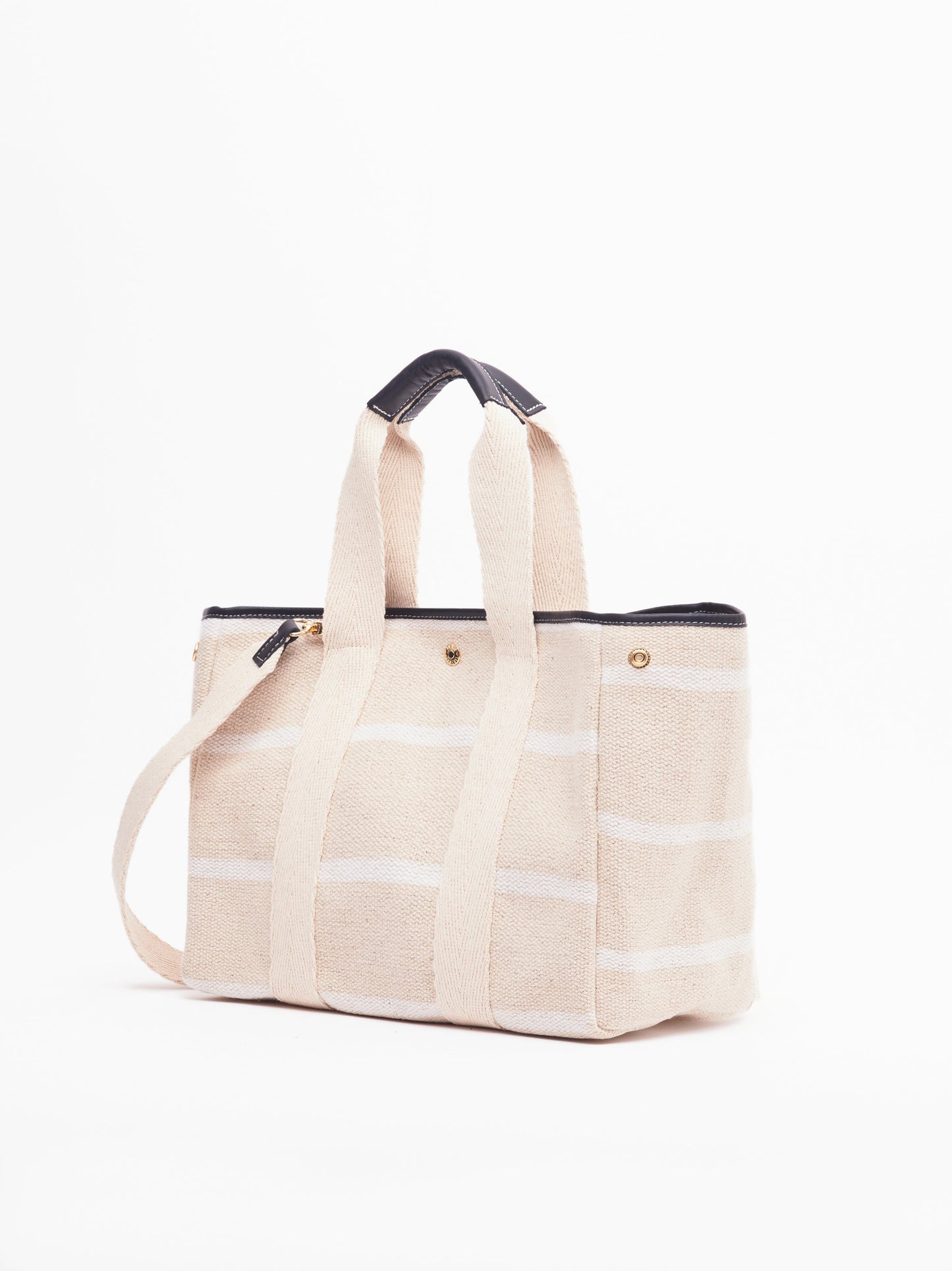 Traversée M - Club Beige
