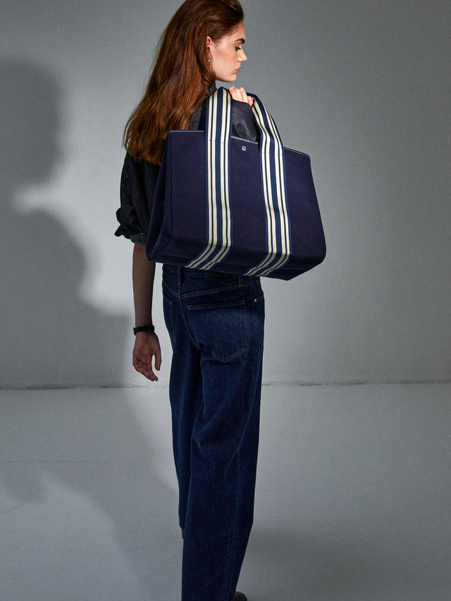 Traversée L - Navy Equestrian Flannel - Image 1