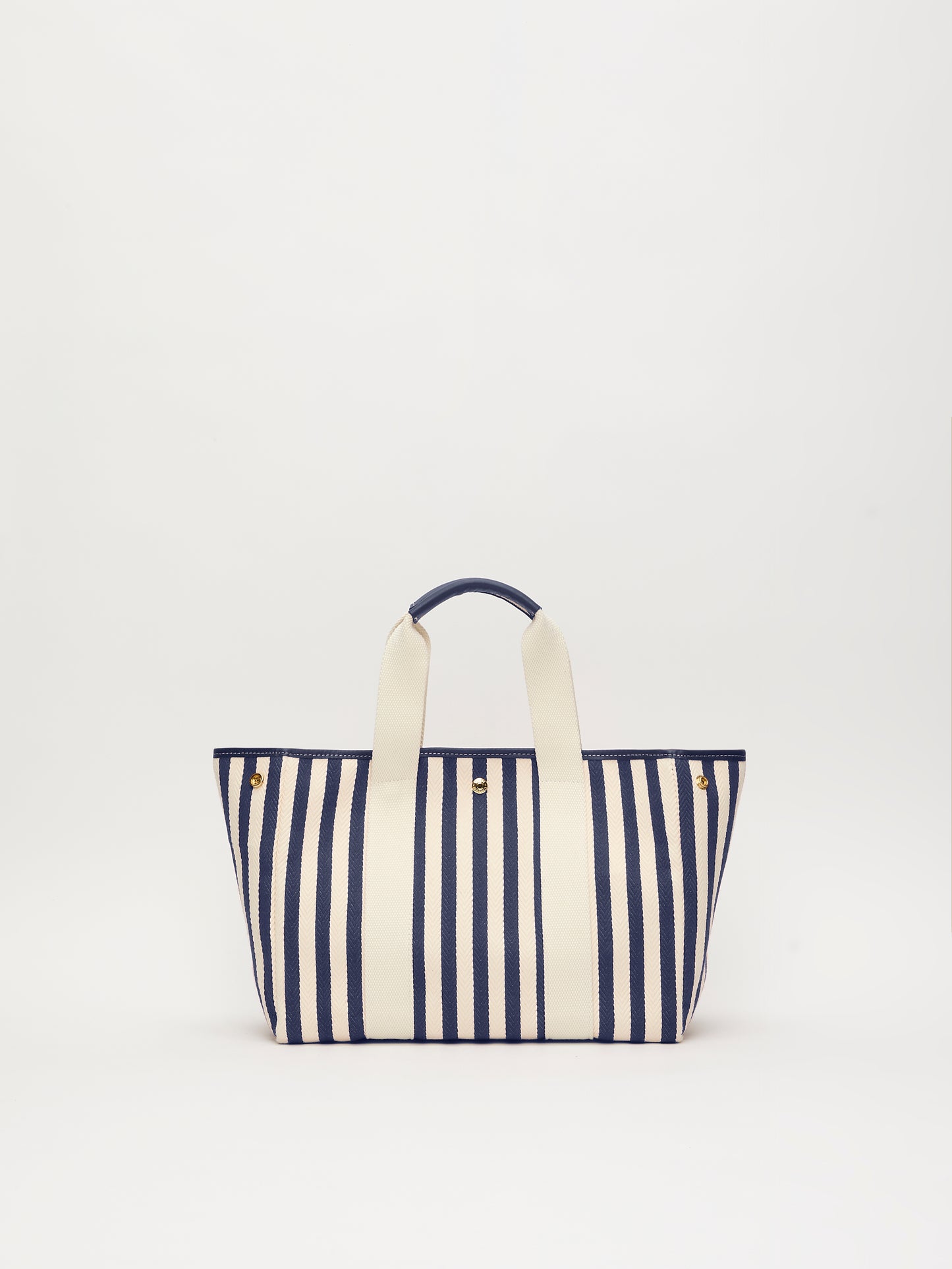 Traversée M - Palais Royal Navy