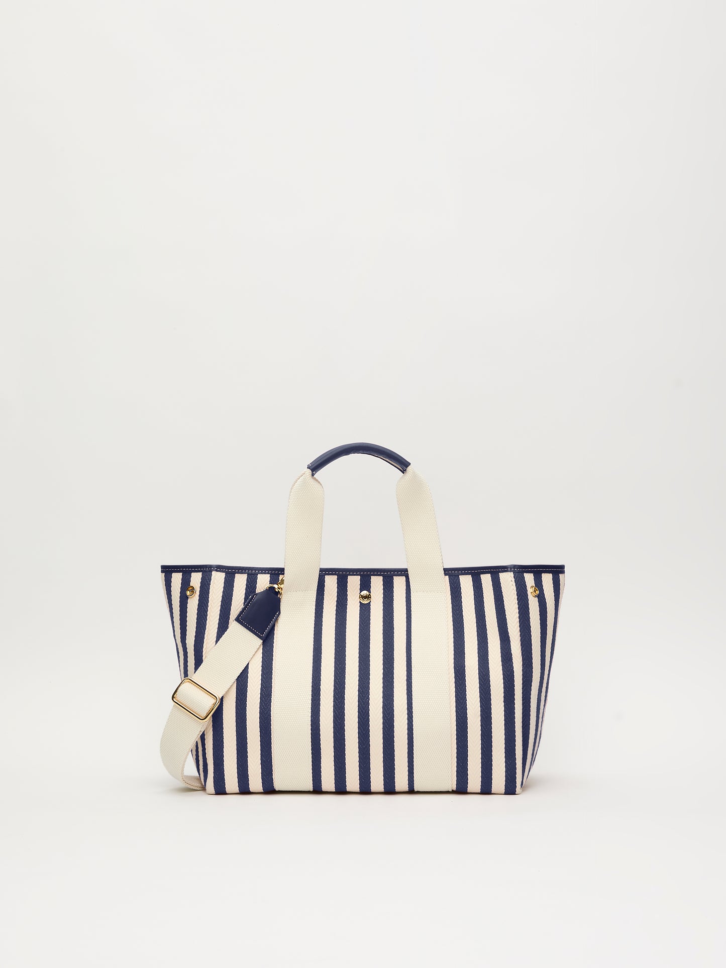 Traversée M - Palais Royal Navy