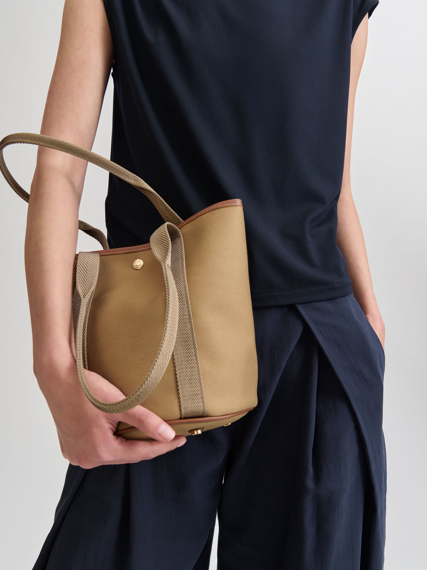 Bucket Shoulder - Twill Camel