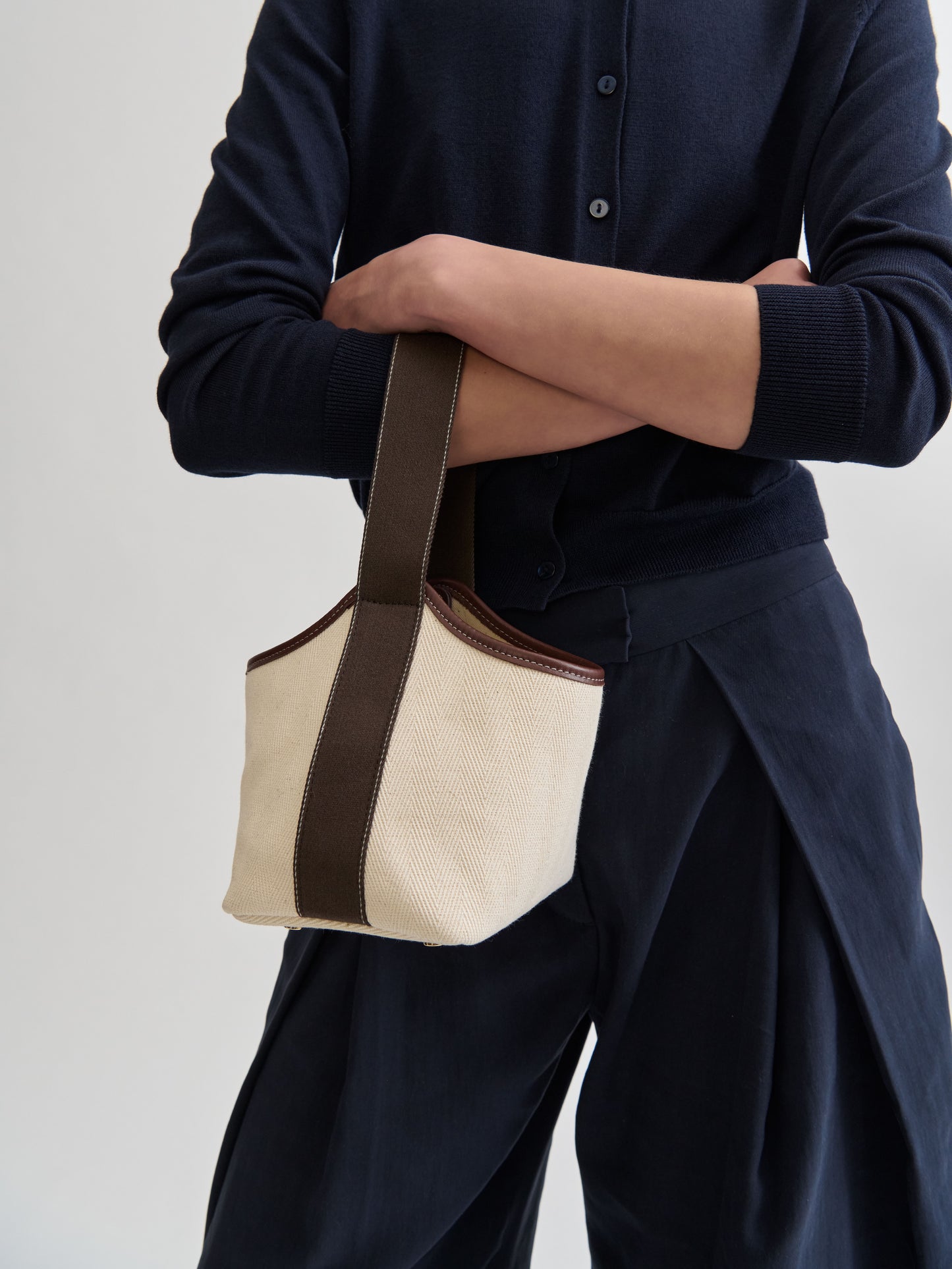 Narita S - Verneuil Canvas White Mini Sellier Brown