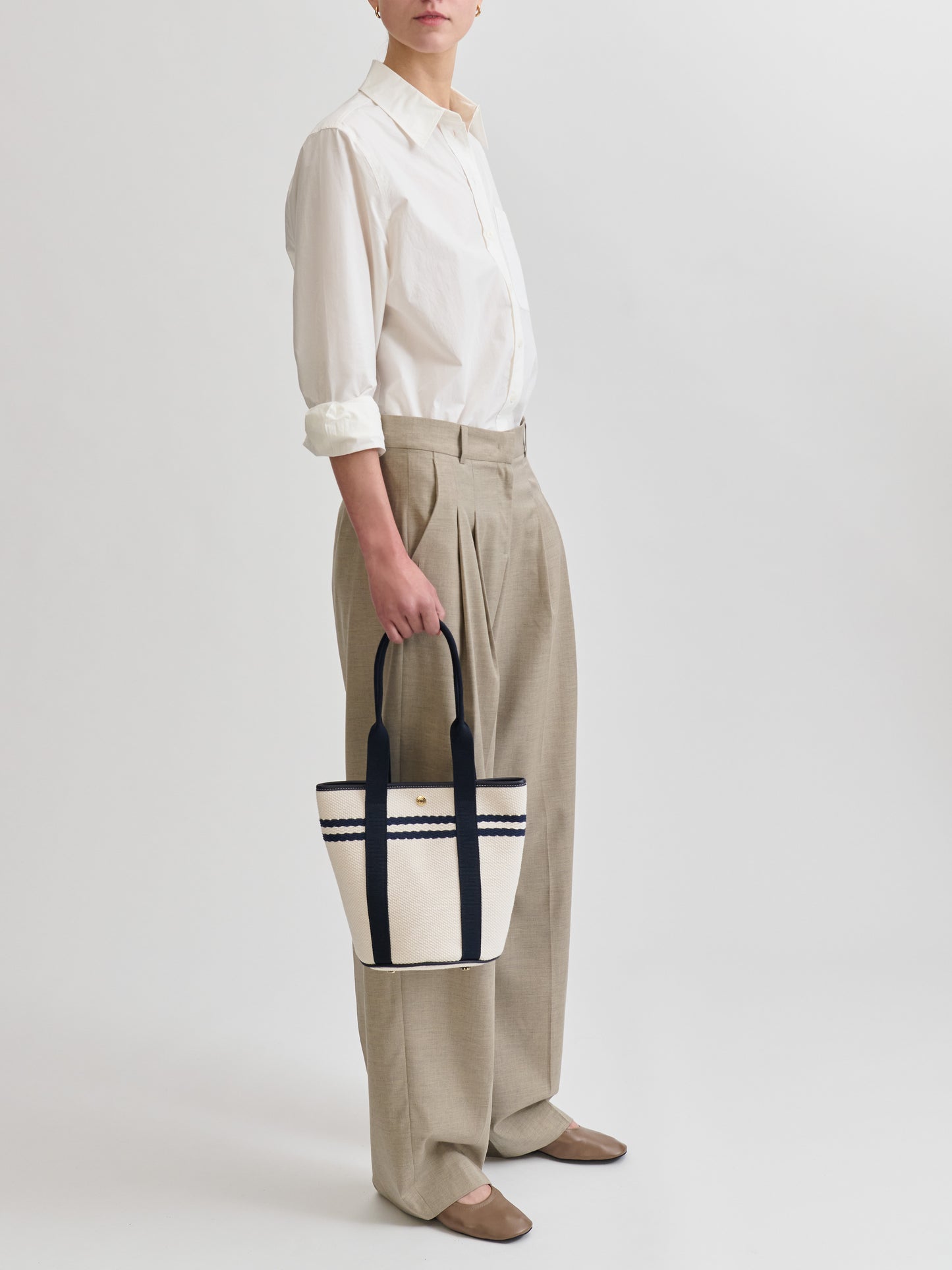 Bucket Shoulder - Cordage White