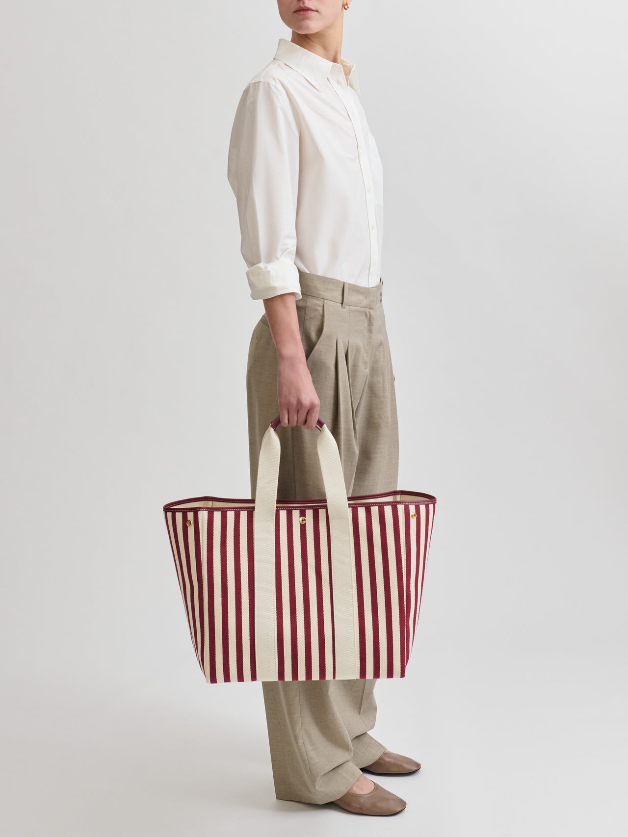 Traversée L - Palais Royal Burgundy - Image 2