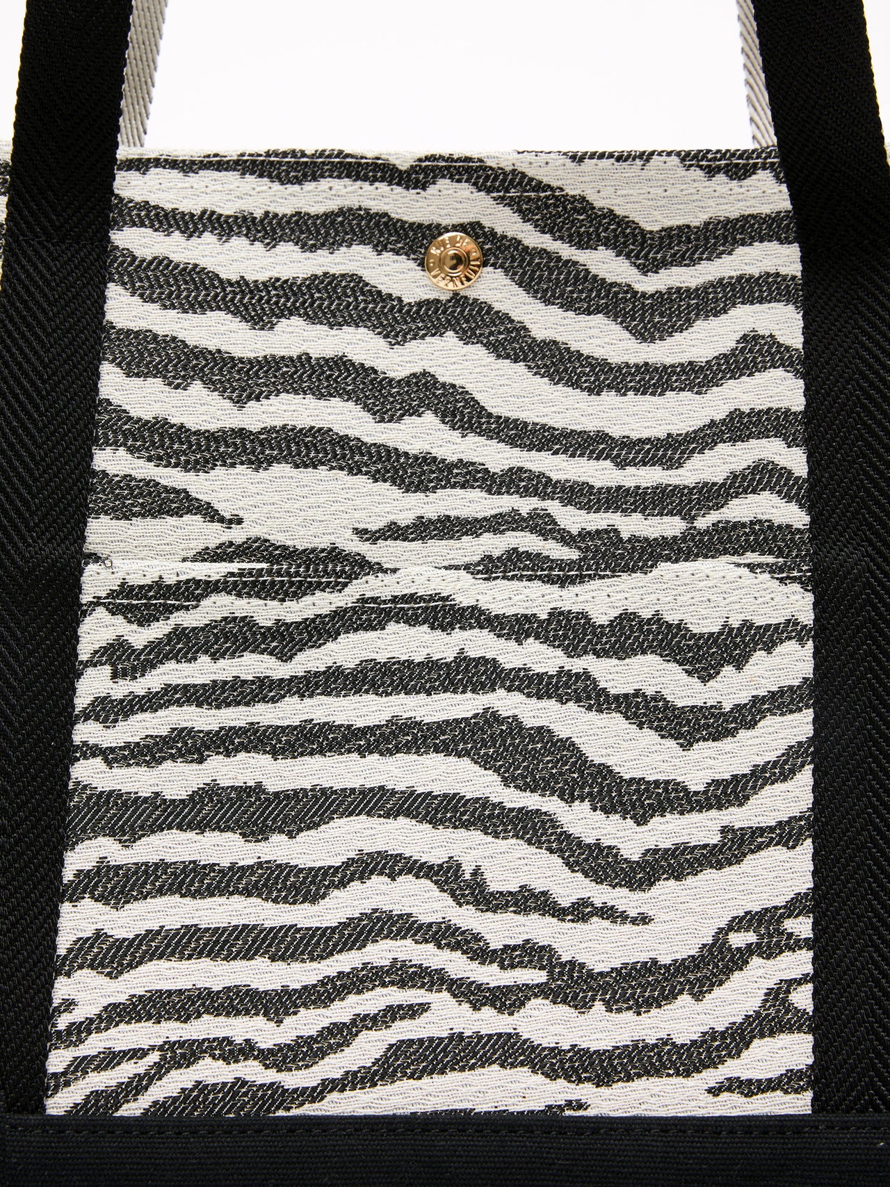 Club Low - Zebra Black - Image 3